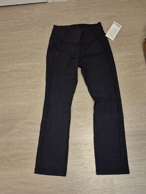 Lululemon Athletica Black Groove Pant Straight NEVER WORN